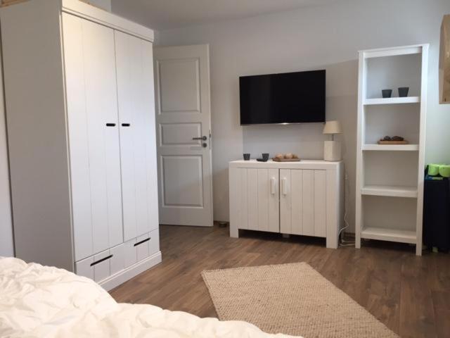 Lindenstr_ _Lille Hus 1_ Villa Zingst Luaran gambar